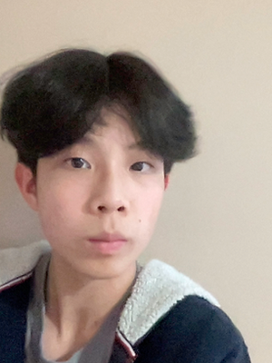 Headshot - Maxwell Xu.png